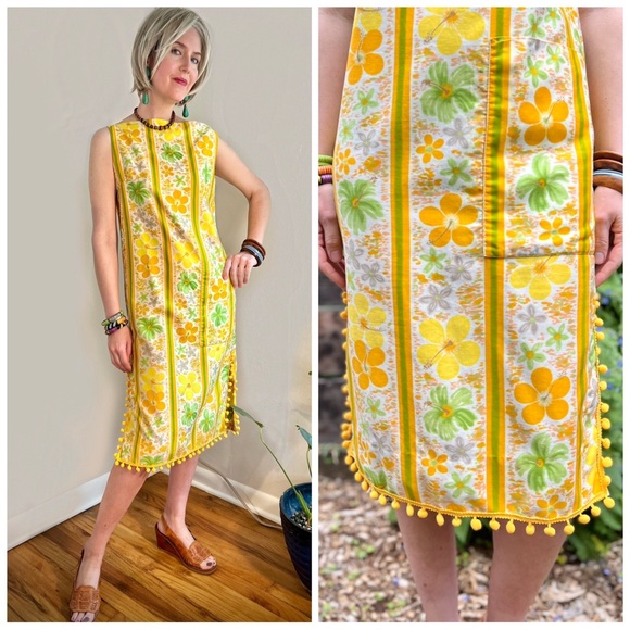 60s Hawaiian Tiki Dress w/ Pompom Trim